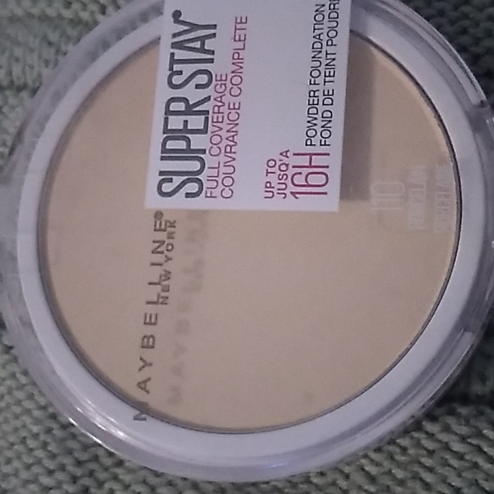 Maybelline #110 "SUPER STAY 16H"